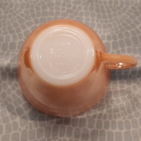 Vintage Anchor Hocking Fire King Peach Lustre Cup & Saucer Set ~ 3 Bands Pattern - Picture 6 of 9